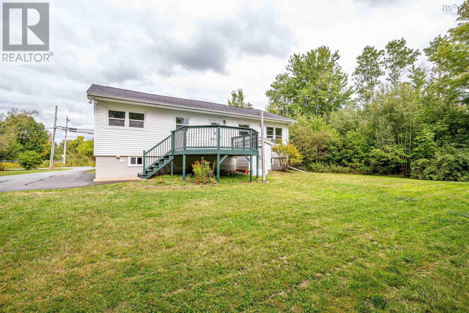 17 Kinsac Road, Beaver Bank, Nova Scotia