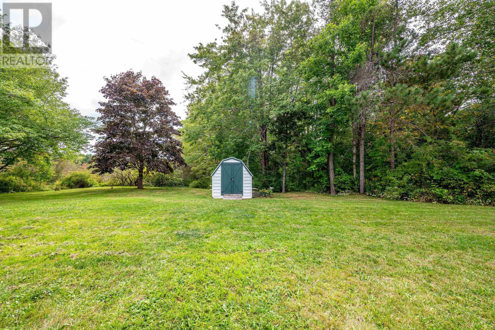 17 Kinsac Road, Beaver Bank, Nova Scotia