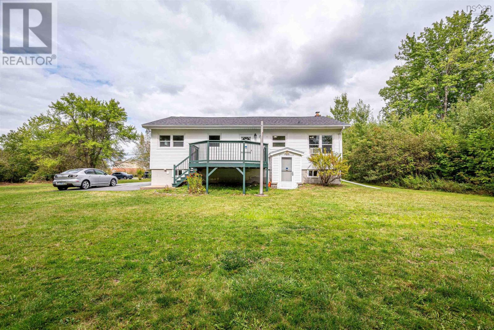 17 Kinsac Road, Beaver Bank, Nova Scotia