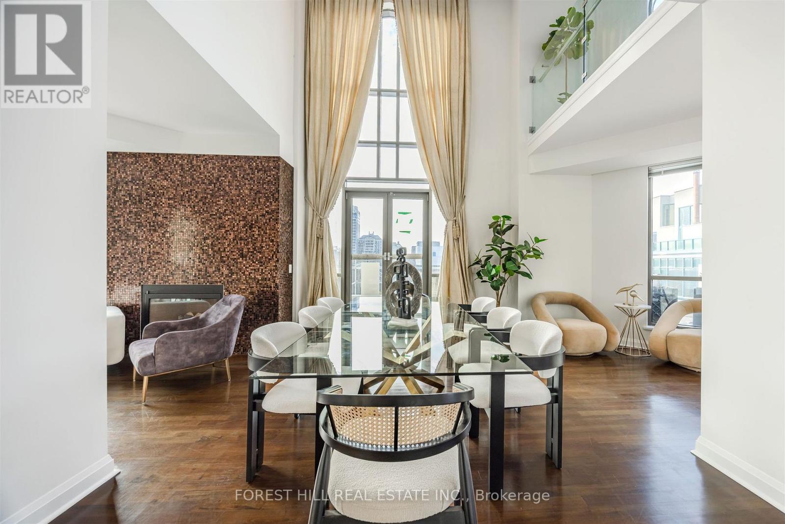 501 - 3 Mcalpine Street, Toronto (annex), Ontario