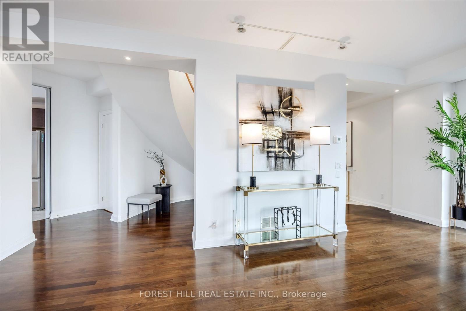 501 - 3 Mcalpine Street, Toronto (annex), Ontario