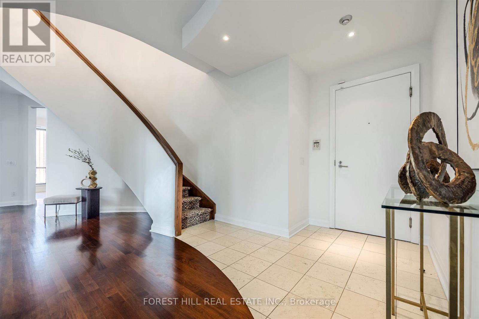 501 - 3 Mcalpine Street, Toronto (annex), Ontario