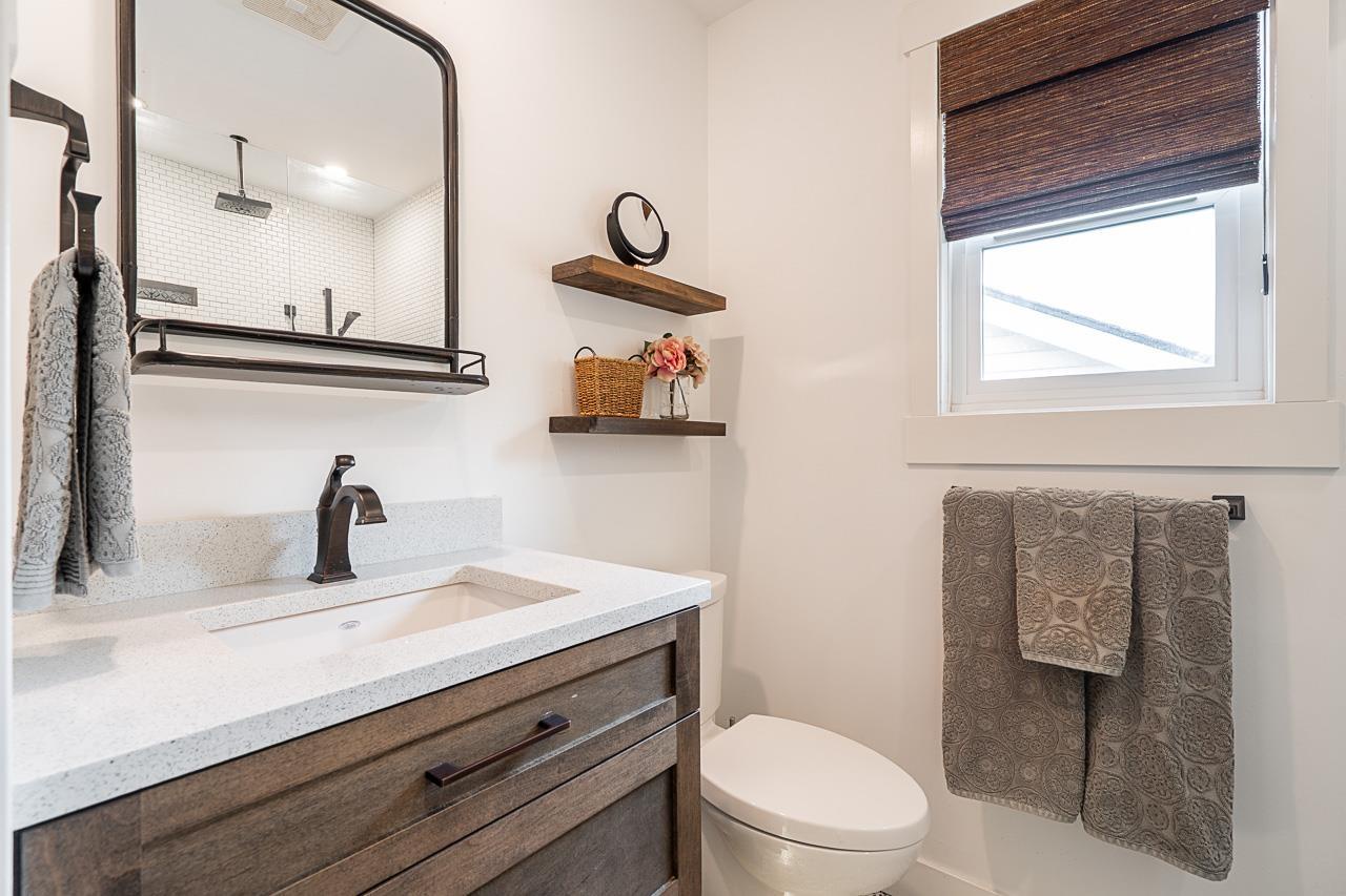 12339 Southpark Crescent Crescent, Surrey, British Columbia