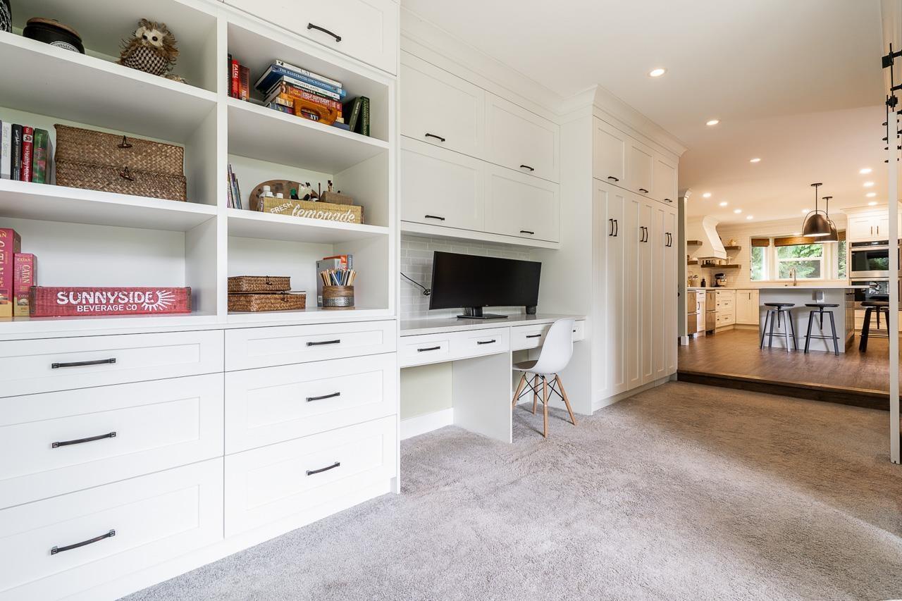 12339 Southpark Crescent Crescent, Surrey, British Columbia