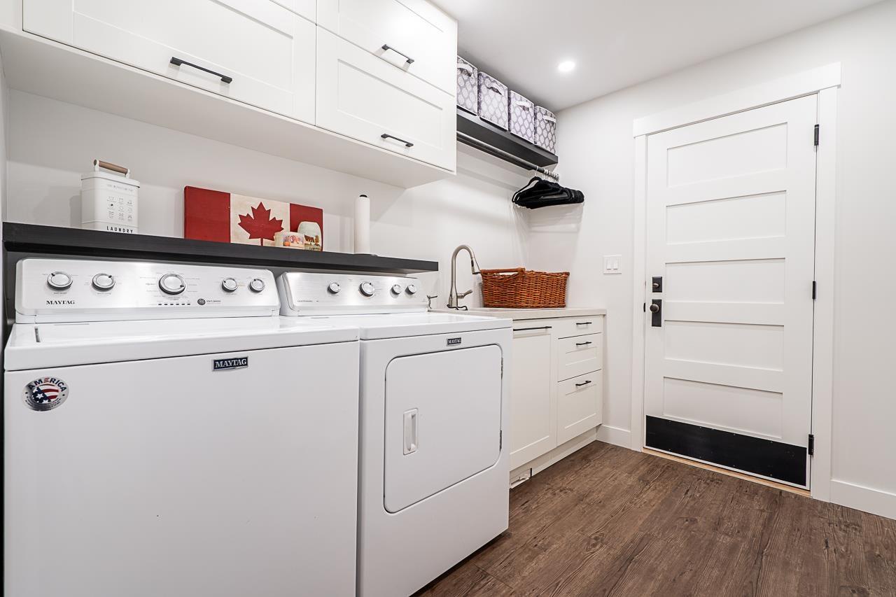 12339 Southpark Crescent Crescent, Surrey, British Columbia