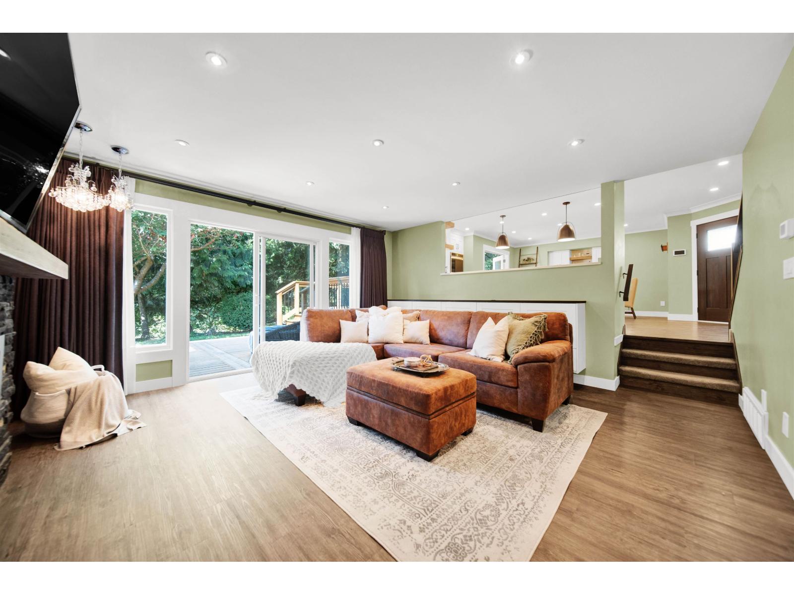 12339 Southpark Crescent Crescent, Surrey, British Columbia