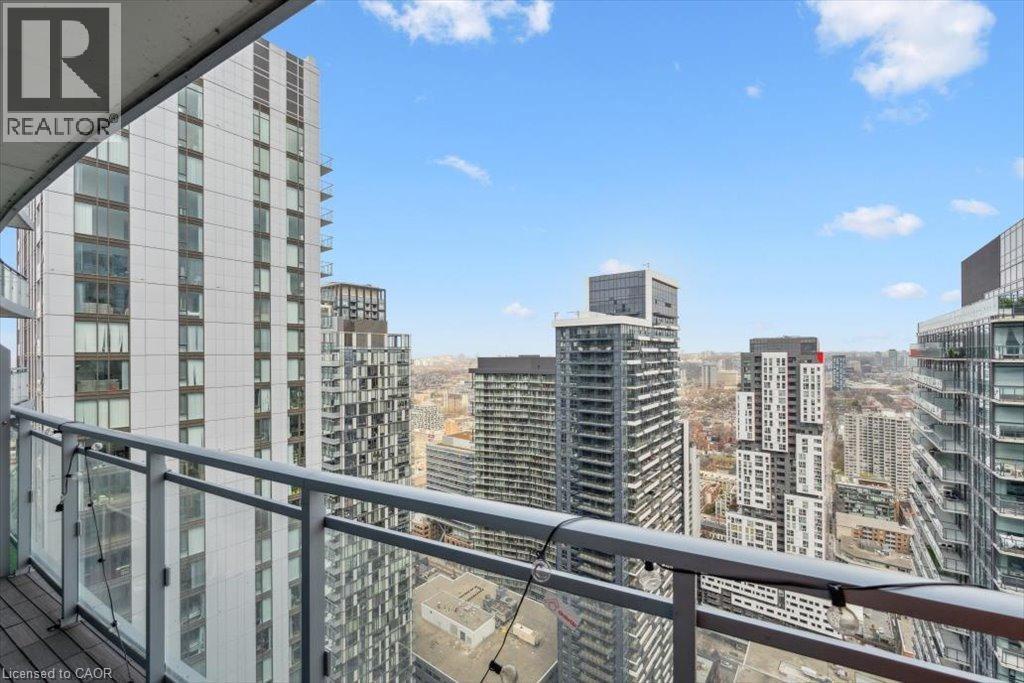 21 Widmer Street Unit# 4005, Toronto, Ontario