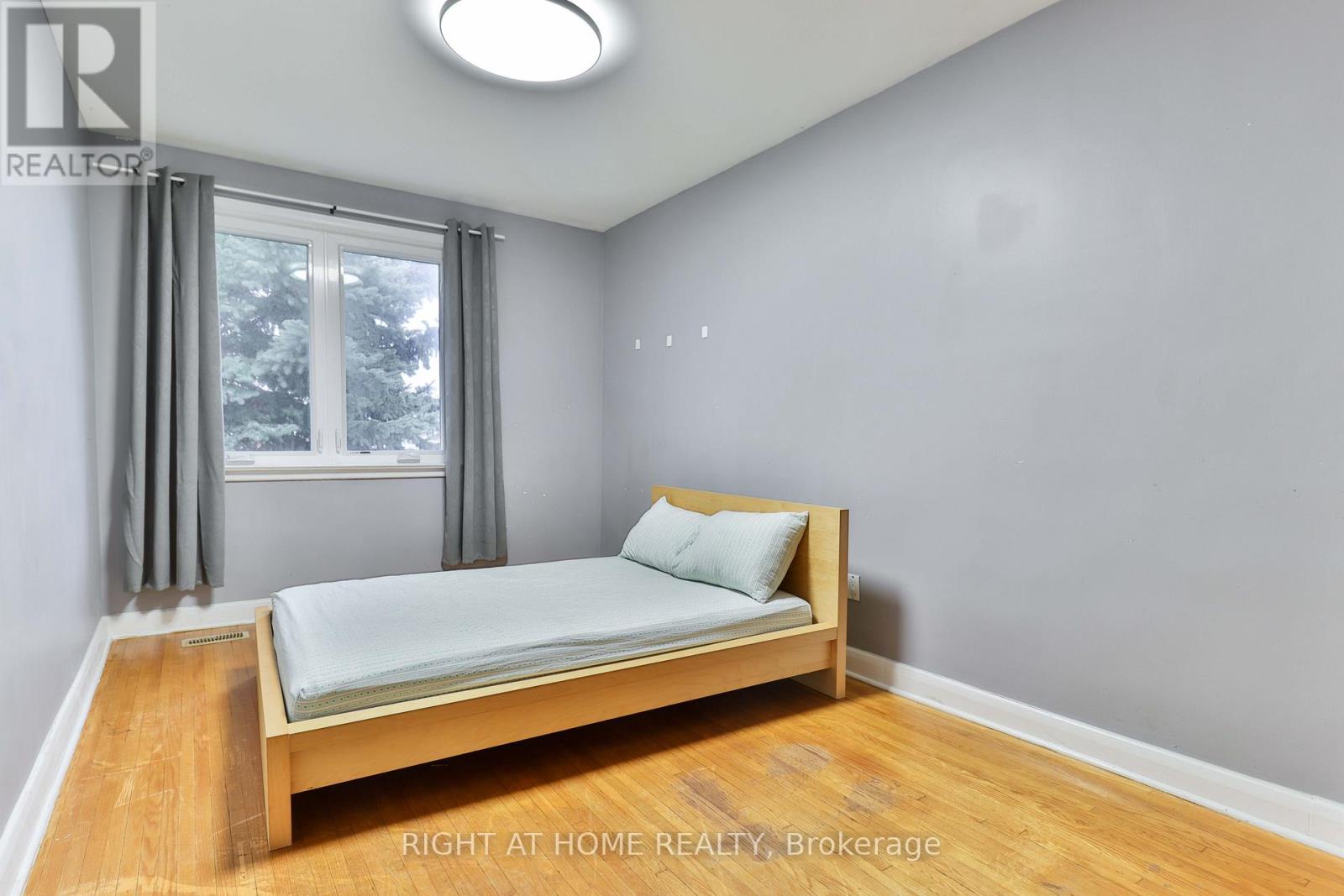 17 Rambler Place, Toronto (glenfield-jane Heights), Ontario