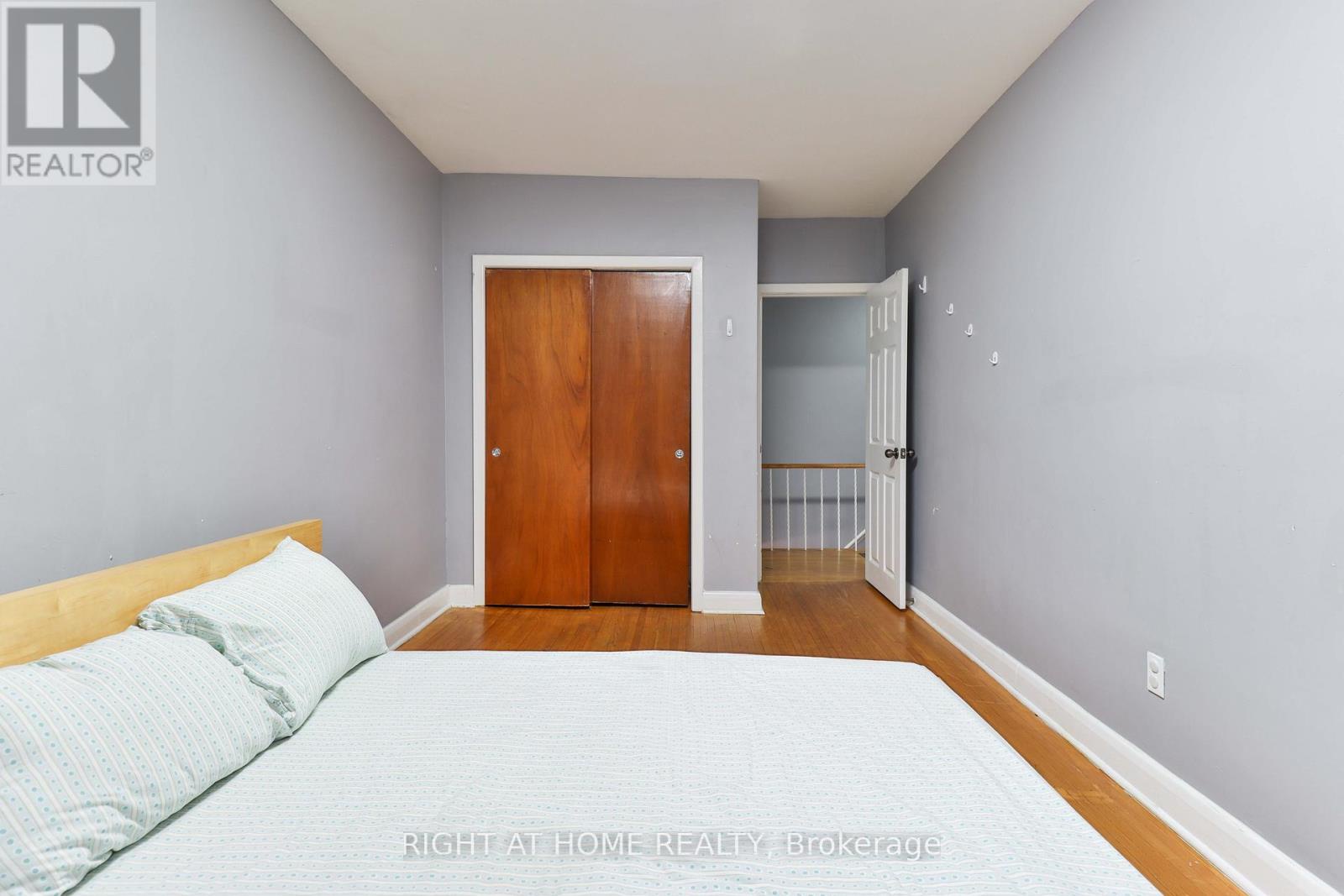 17 Rambler Place, Toronto (glenfield-jane Heights), Ontario