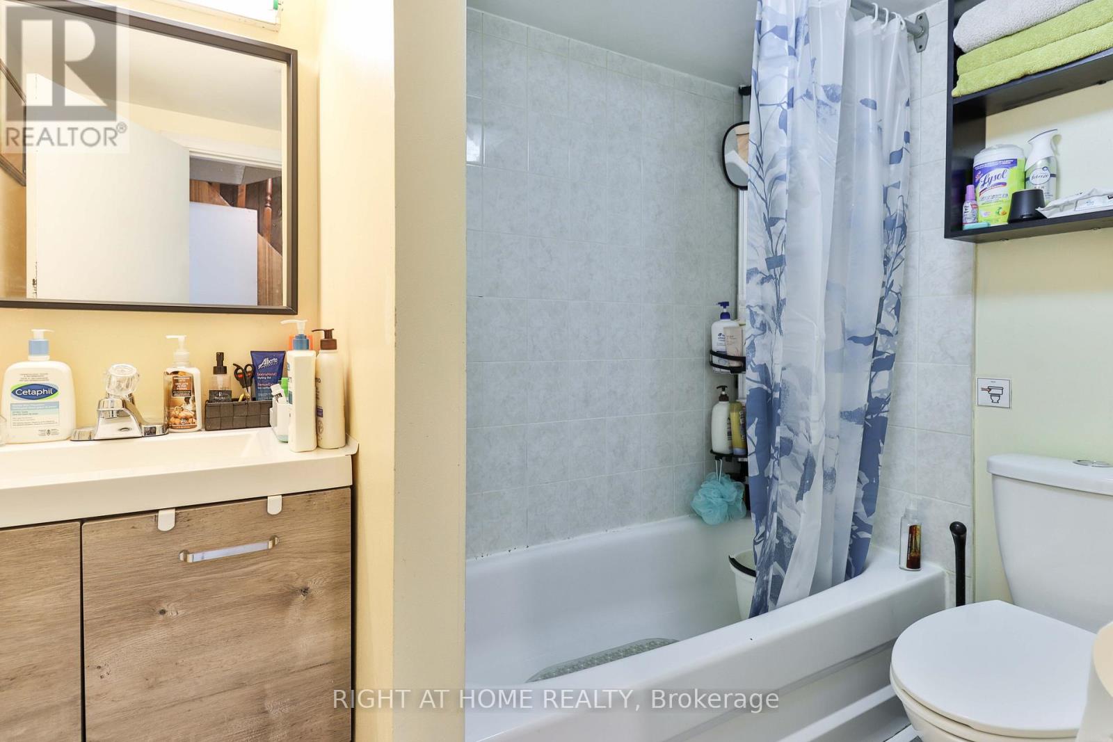 17 Rambler Place, Toronto (glenfield-jane Heights), Ontario