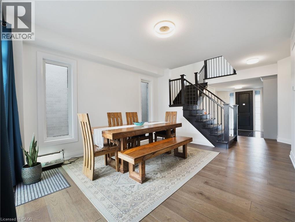 75 Monarch Woods Drive, Kitchener, Ontario