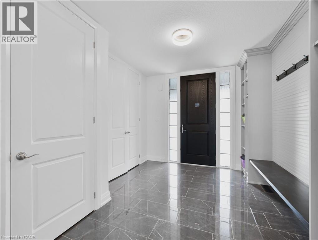 75 Monarch Woods Drive, Kitchener, Ontario