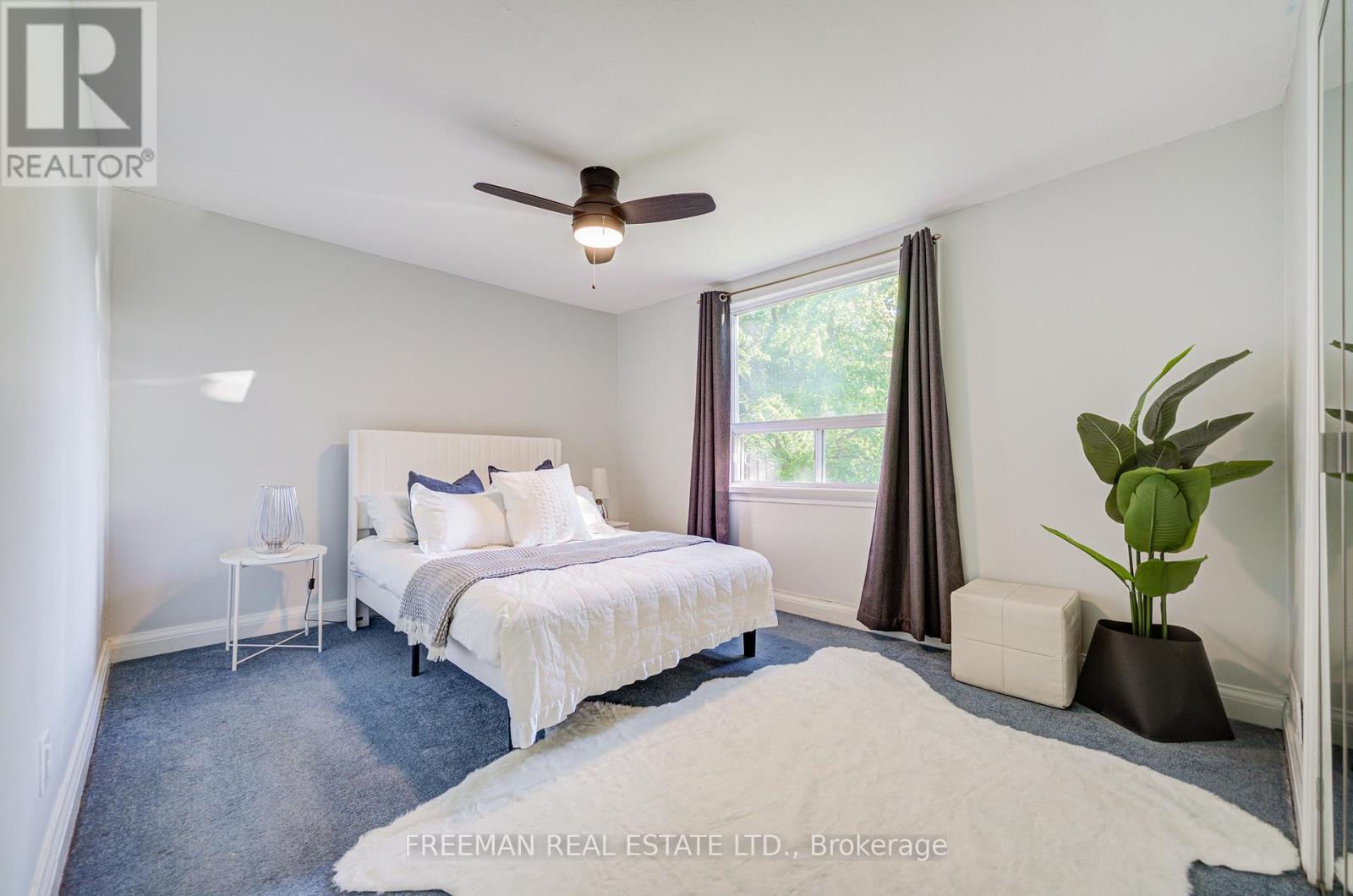 6 Lloyd George Avenue, Toronto (alderwood), Ontario