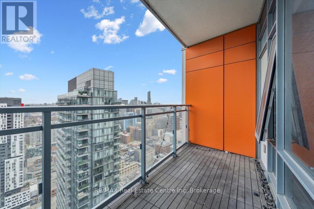 4005 - 21 Widmer Street, Toronto (waterfront Communities), Ontario