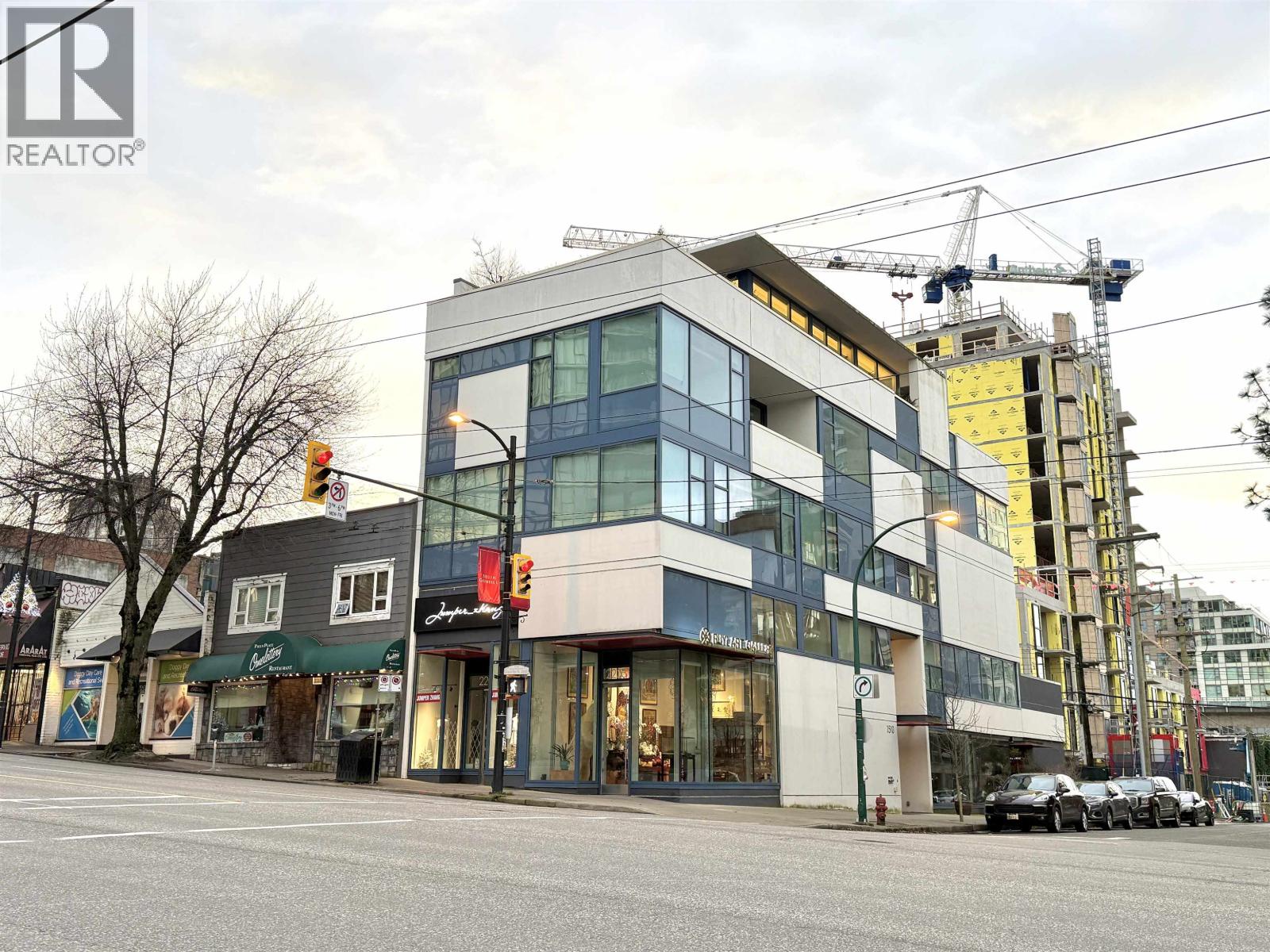 2207 Granville Street, Vancouver, British Columbia