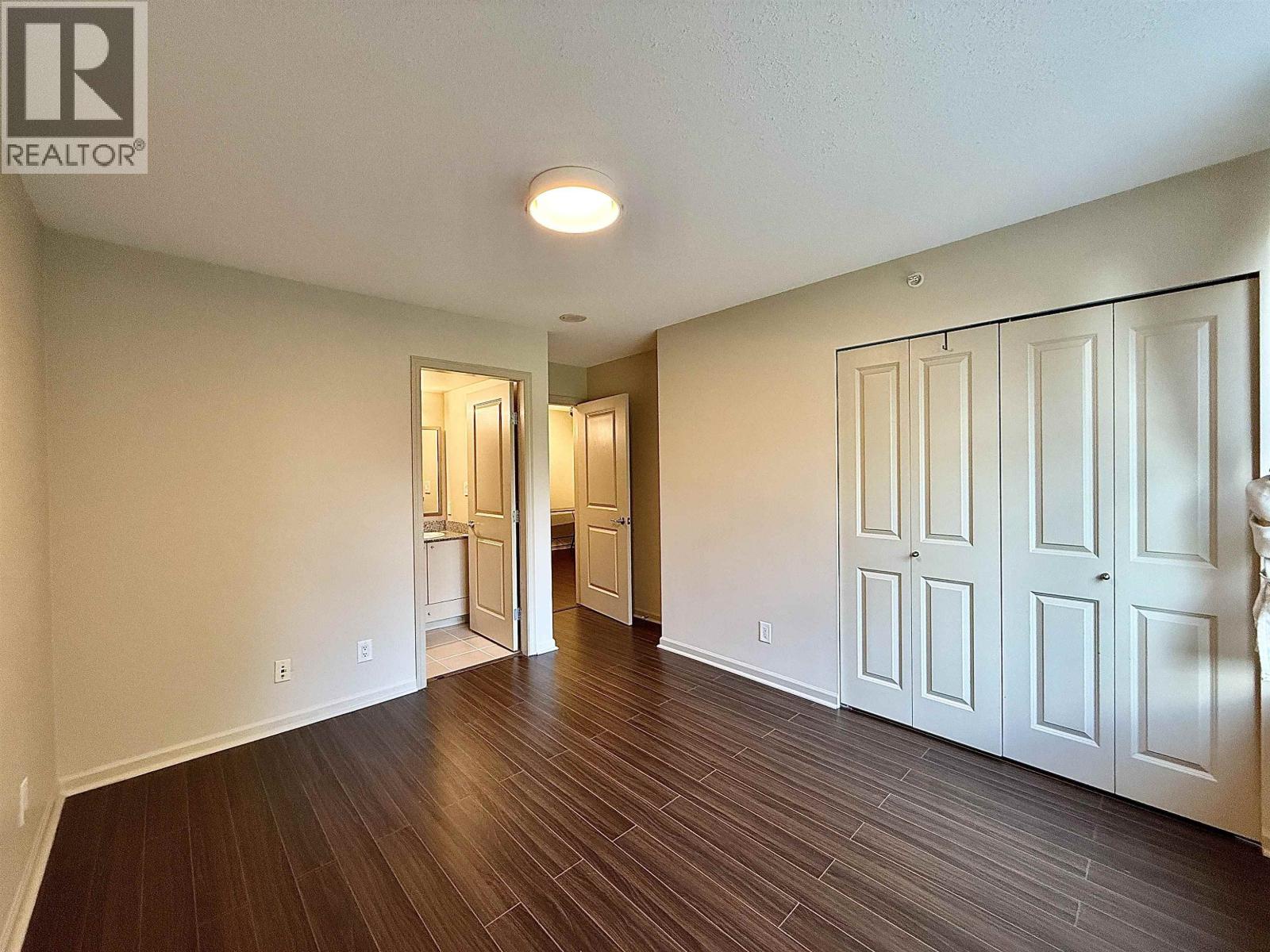 305 9232 University Crescent, Burnaby, British Columbia