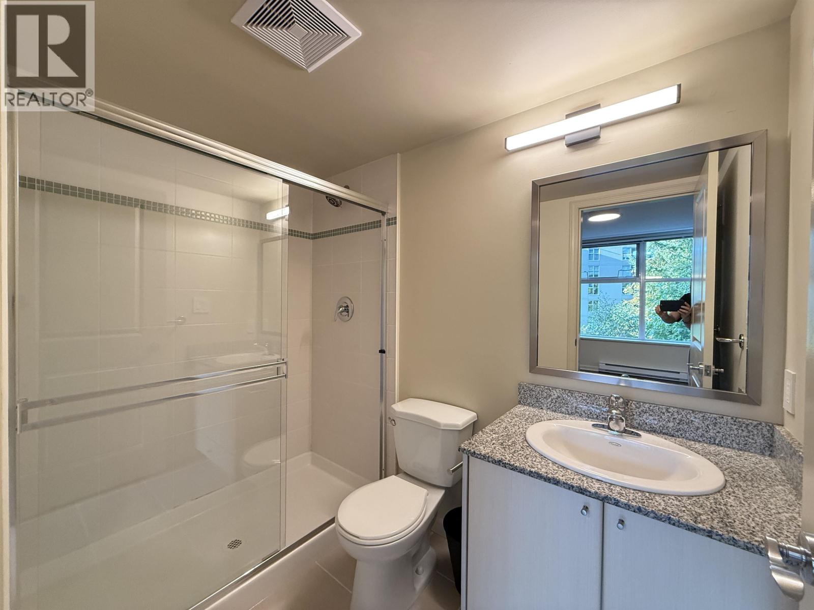 305 9232 University Crescent, Burnaby, British Columbia