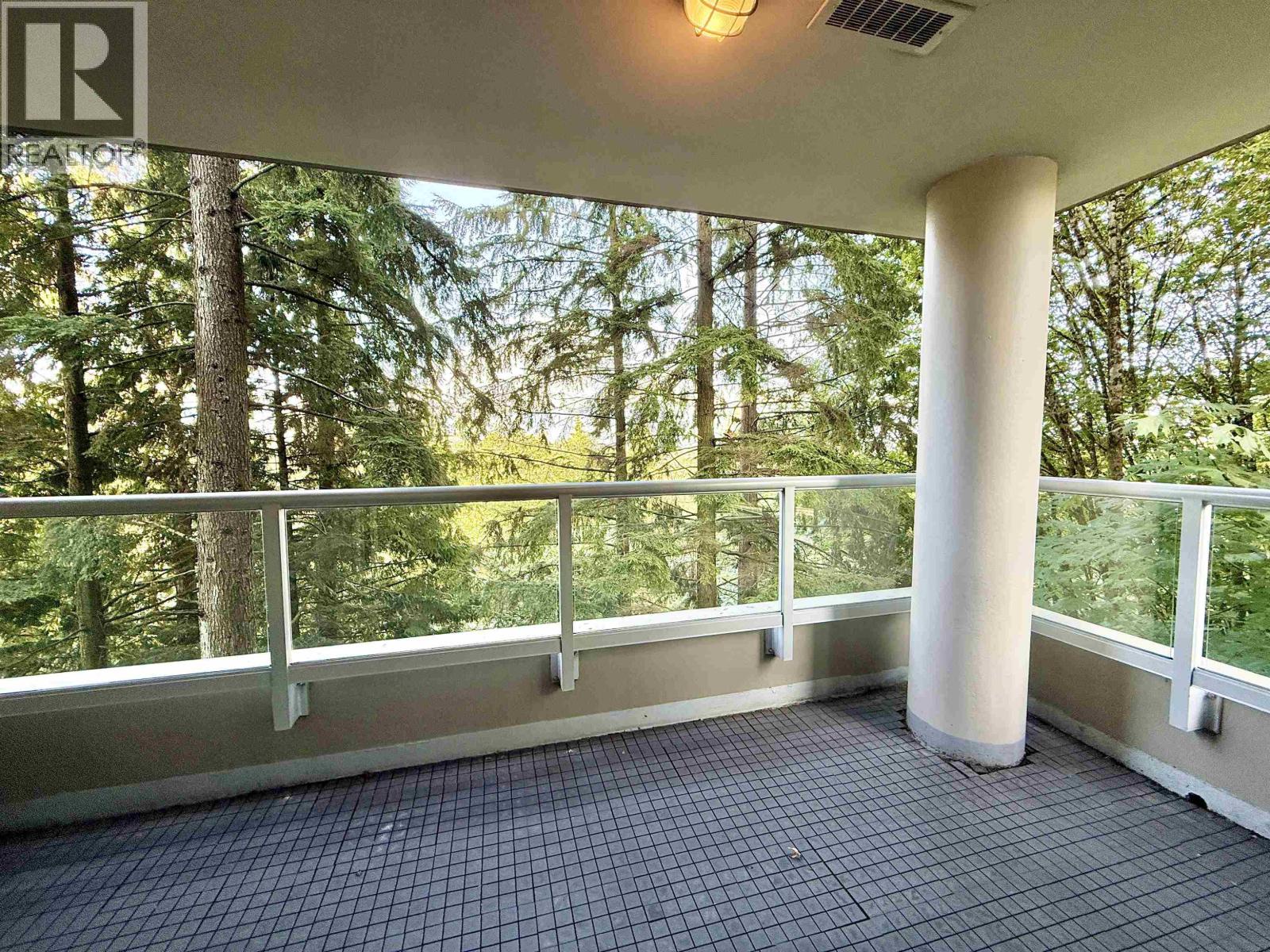 305 9232 University Crescent, Burnaby, British Columbia