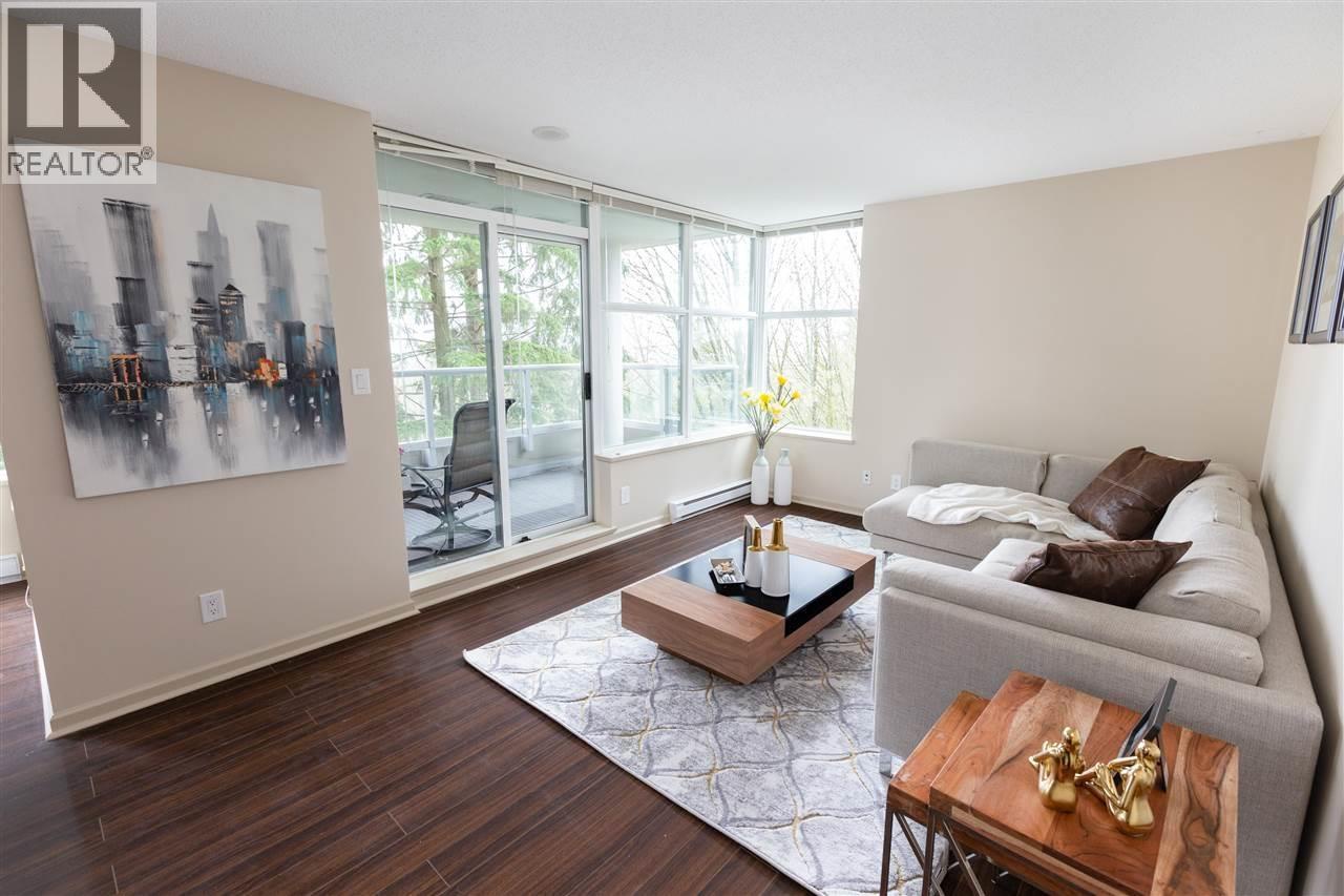 305 9232 University Crescent, Burnaby, British Columbia