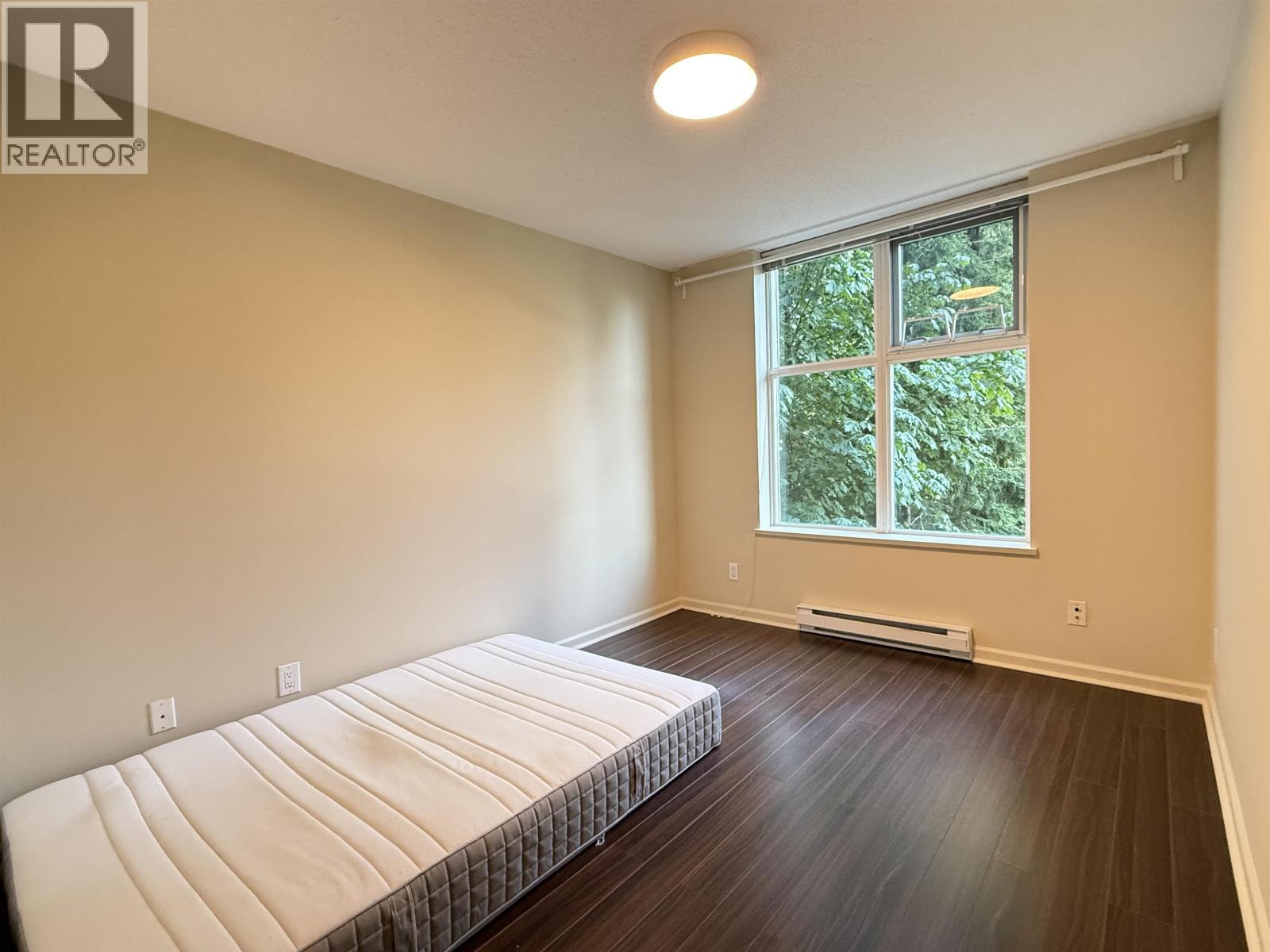 305 9232 University Crescent, Burnaby, British Columbia