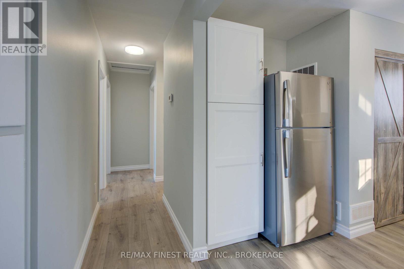 241 Lakeview Road, Loyalist (bath), Ontario