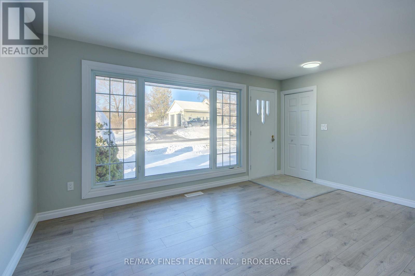 241 Lakeview Road, Loyalist (bath), Ontario