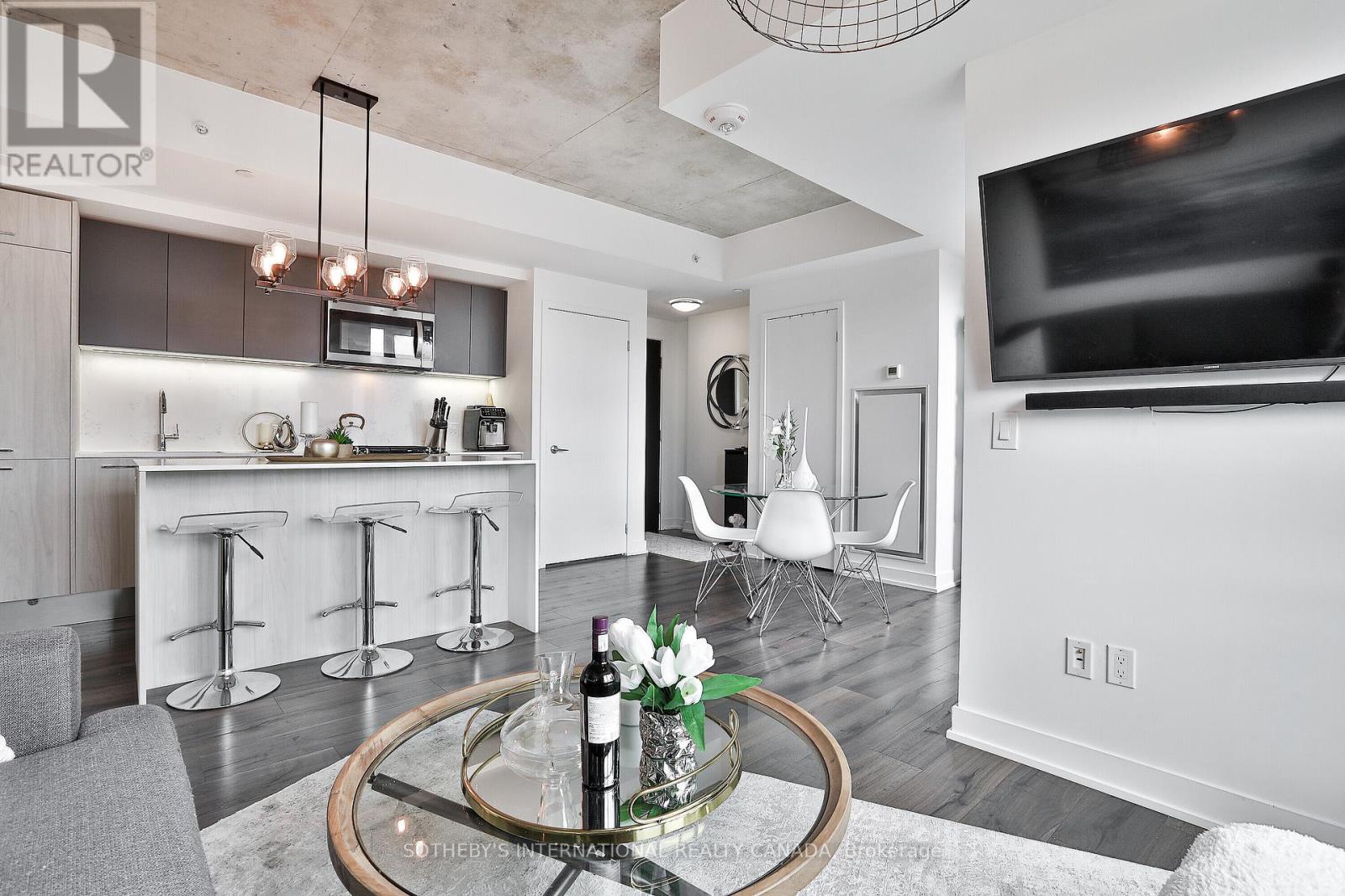 503 - 665 Kingston Road, Toronto (the Beaches), Ontario