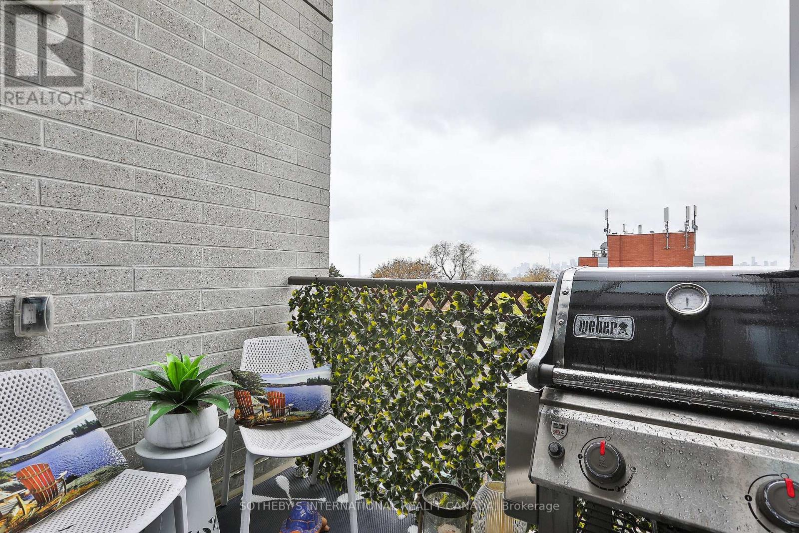 503 - 665 Kingston Road, Toronto (the Beaches), Ontario