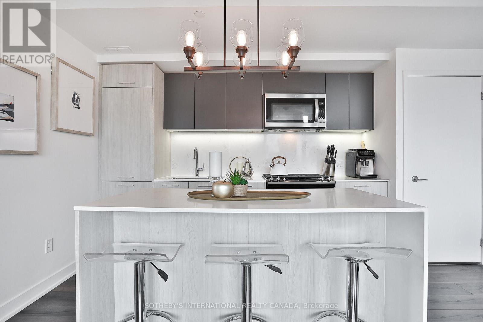 503 - 665 Kingston Road, Toronto (the Beaches), Ontario