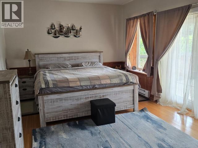 8075 Centennial Drive, Powell River, British Columbia