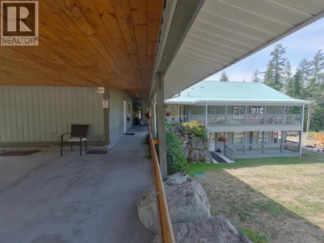 8075 Centennial Drive, Powell River, British Columbia