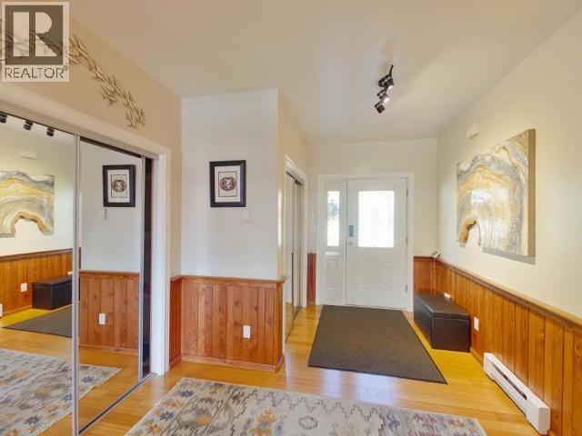 8075 Centennial Drive, Powell River, British Columbia