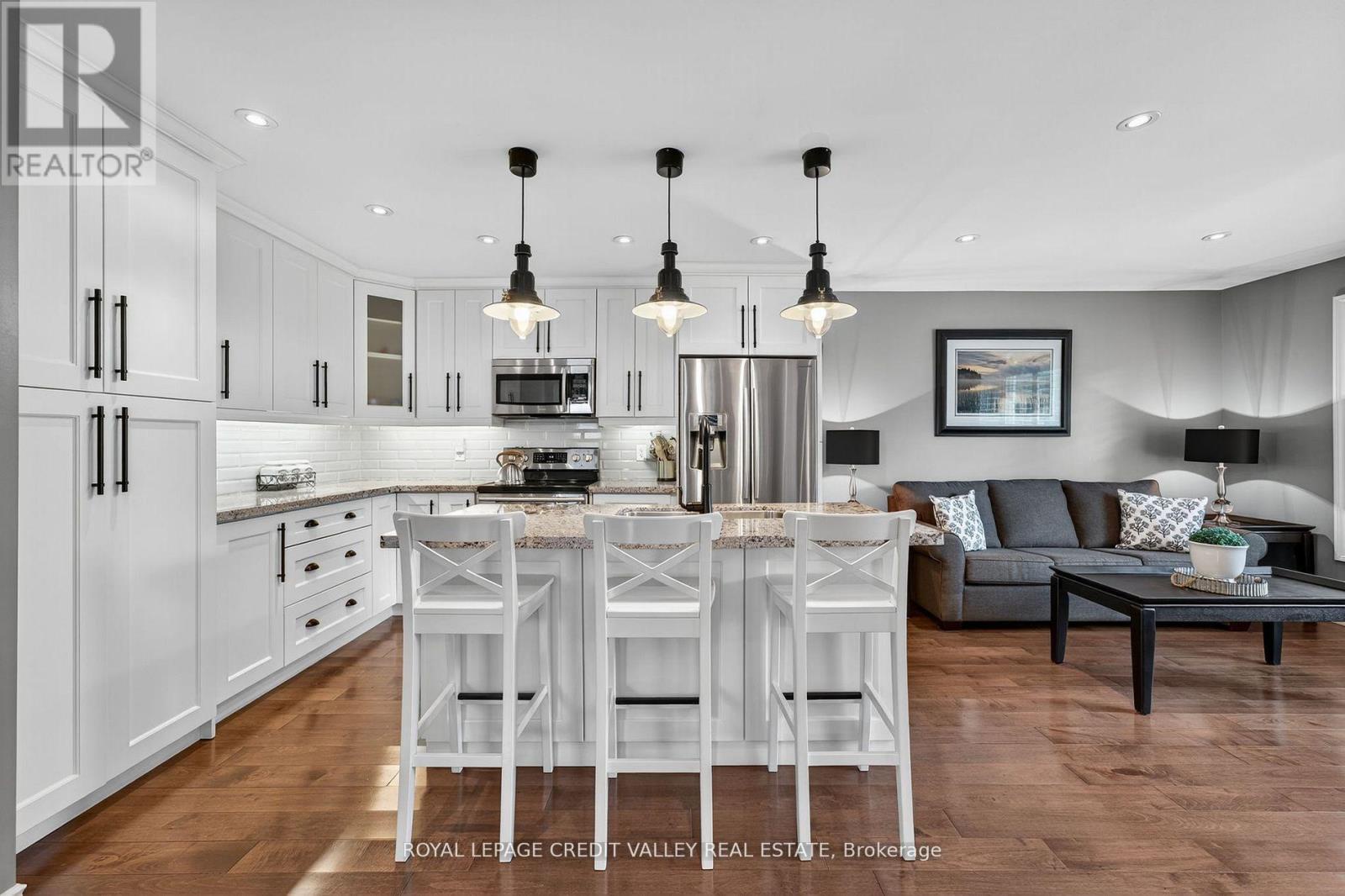 24 Willis Drive, Brampton (brampton East), Ontario