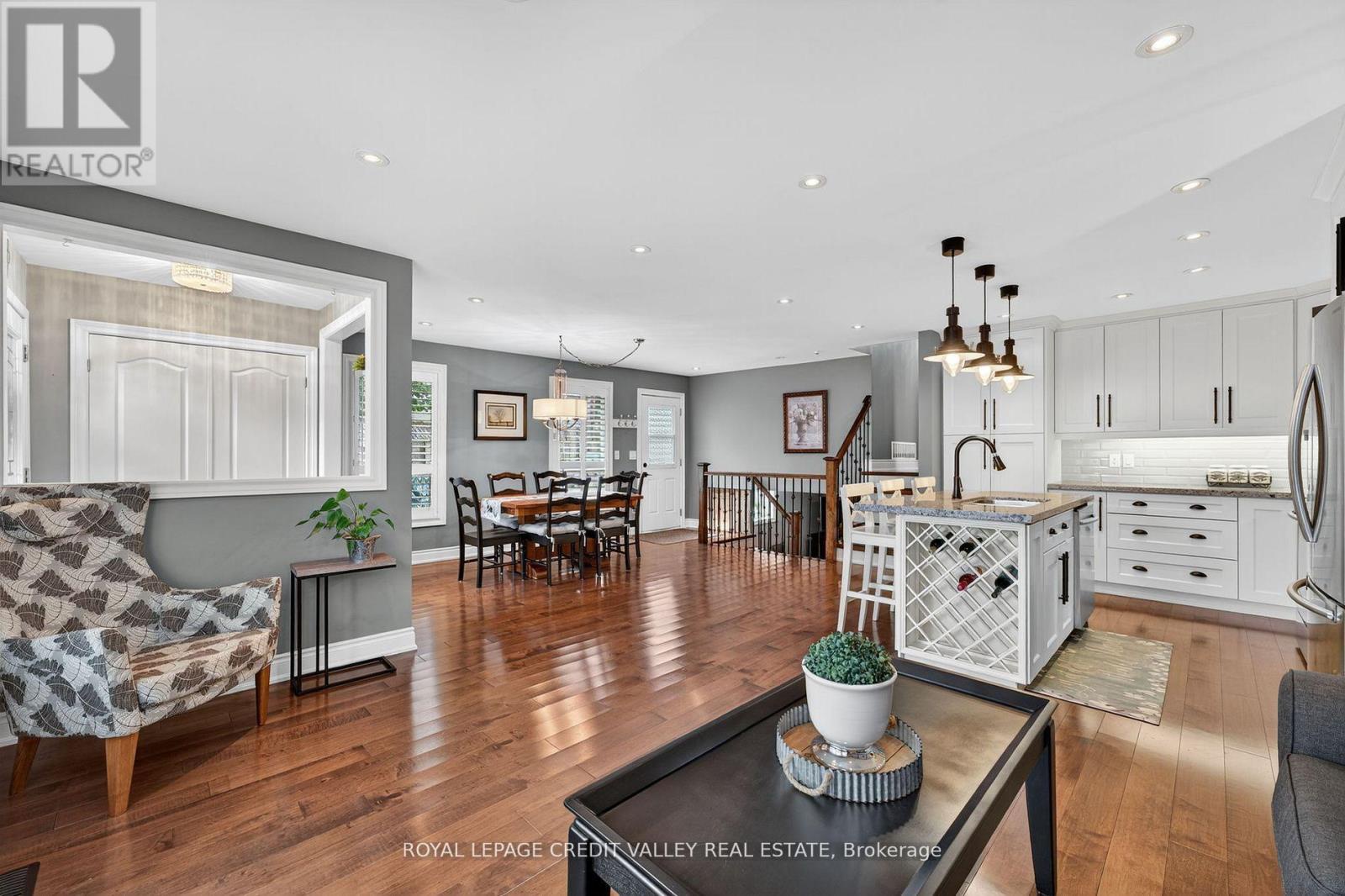 24 Willis Drive, Brampton (brampton East), Ontario