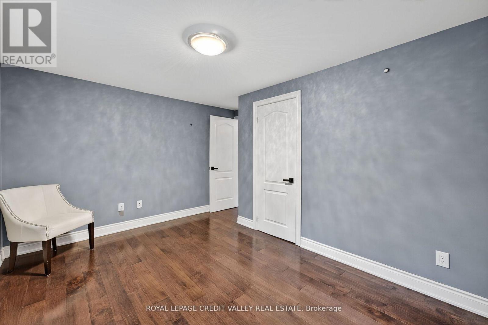 24 Willis Drive, Brampton (brampton East), Ontario