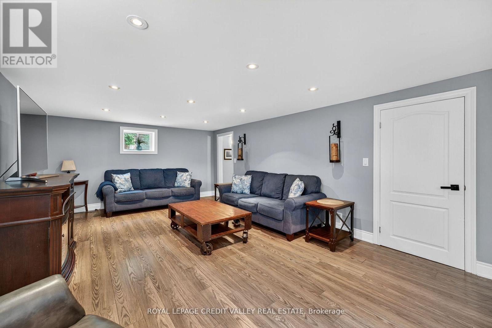 24 Willis Drive, Brampton (brampton East), Ontario