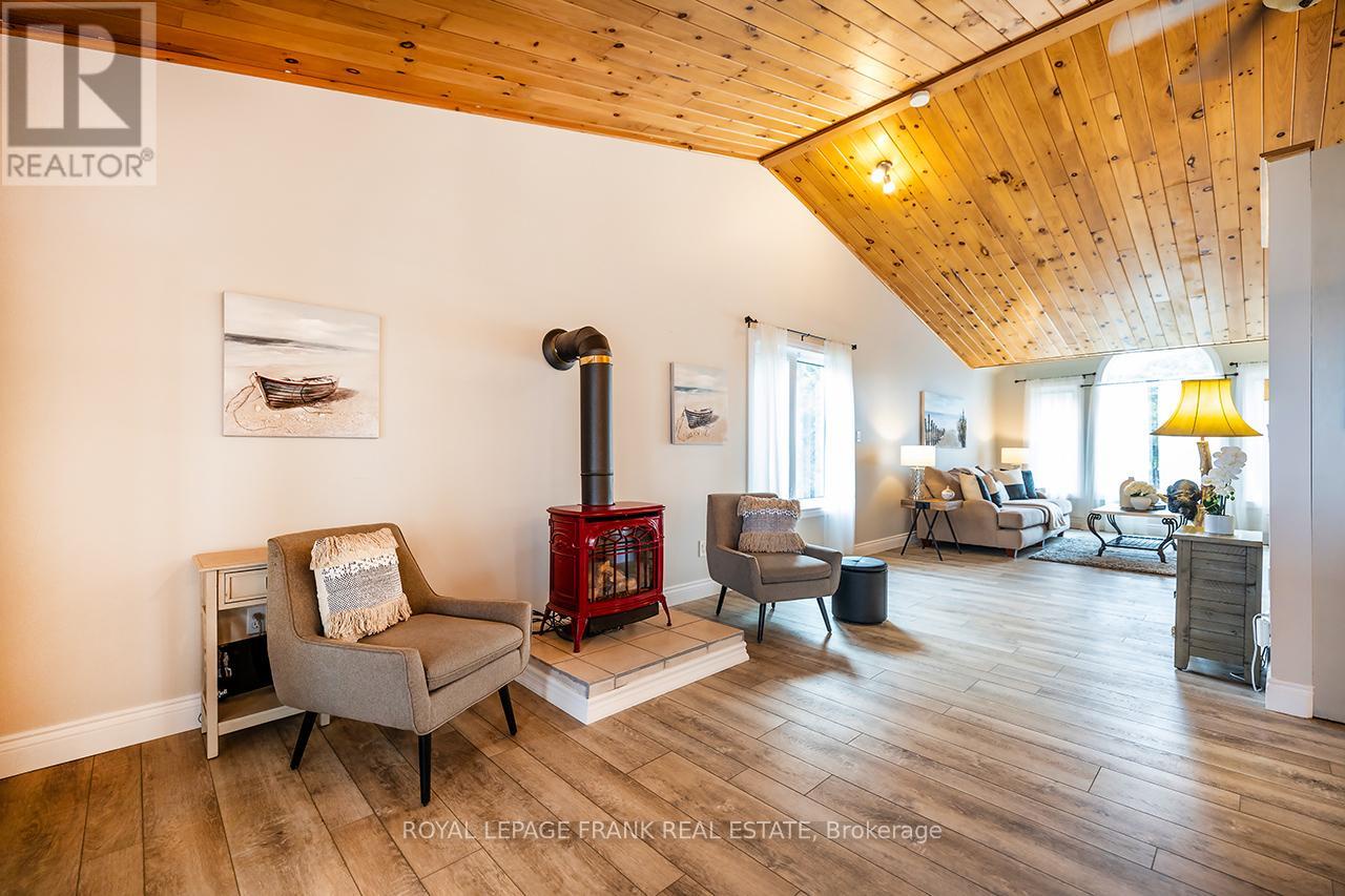 25 Shelley Drive, Kawartha Lakes (little Britain), Ontario