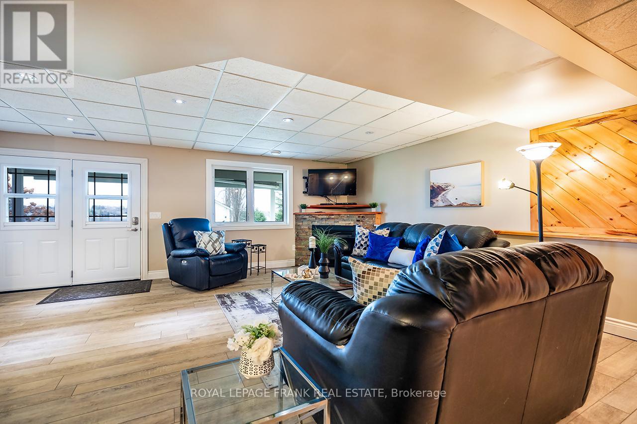 25 Shelley Drive, Kawartha Lakes (little Britain), Ontario