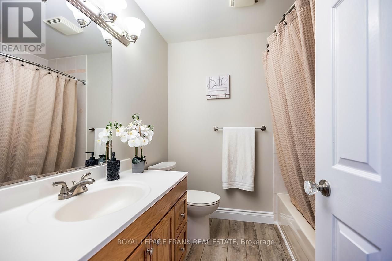 25 Shelley Drive, Kawartha Lakes (little Britain), Ontario