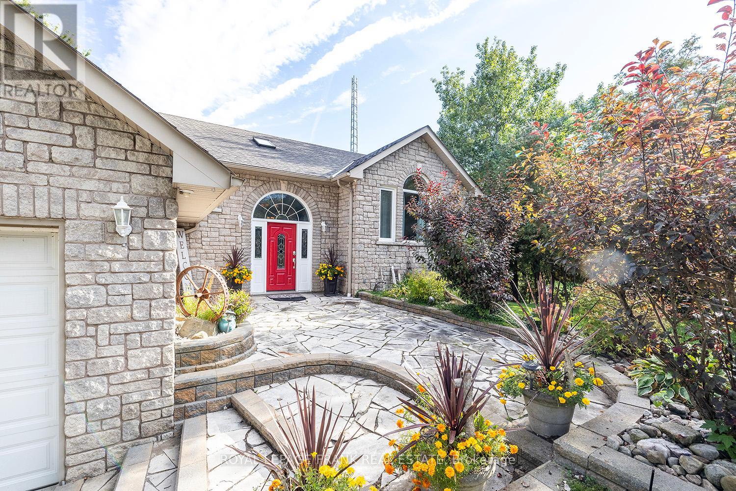 25 Shelley Drive, Kawartha Lakes (little Britain), Ontario