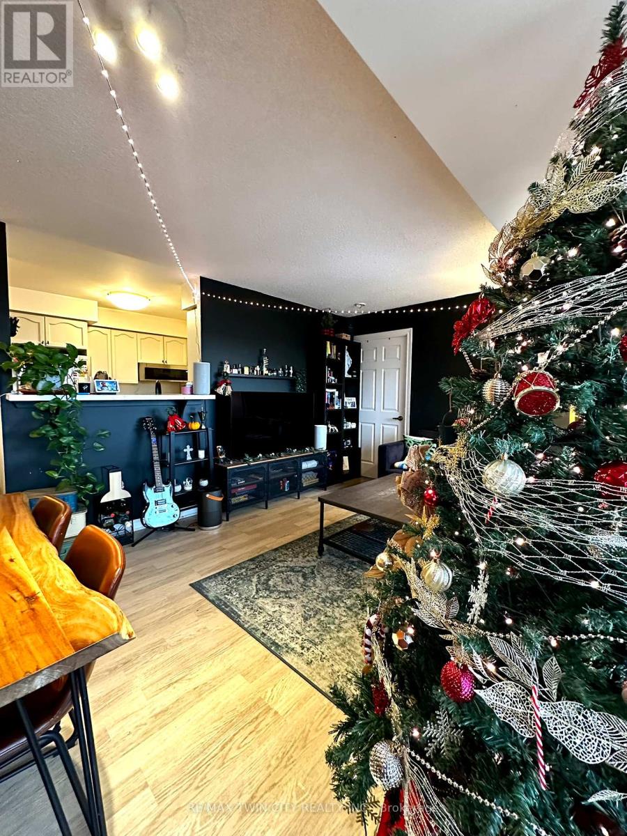 606 - 710 Humberwood Boulevard, Toronto (west Humber-clairville), Ontario