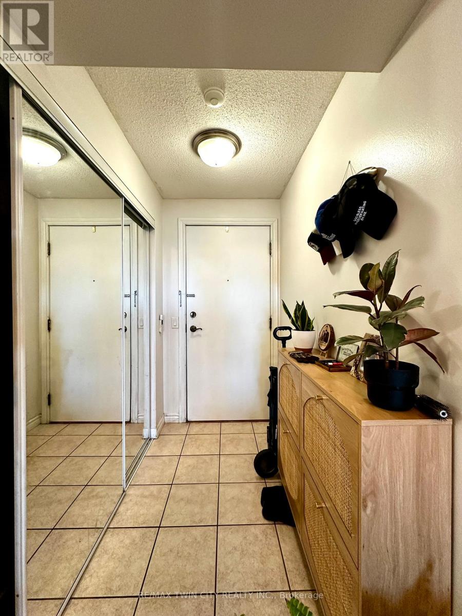 606 - 710 Humberwood Boulevard, Toronto (west Humber-clairville), Ontario