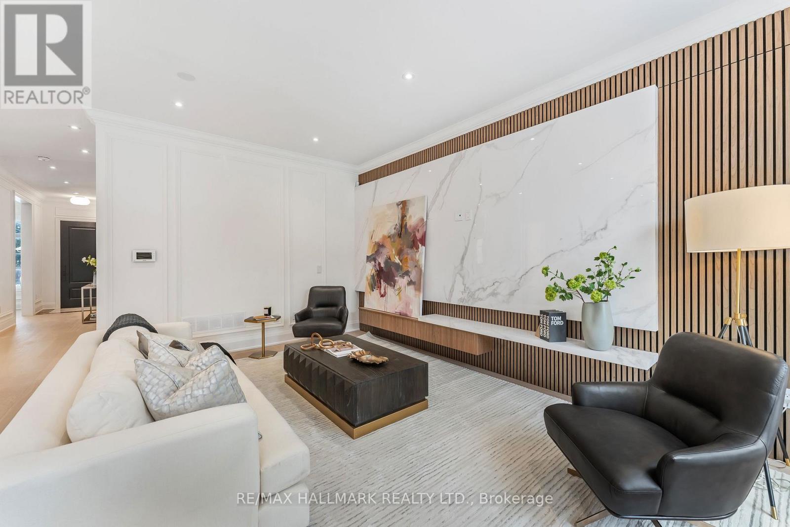 42 Agar Crescent, Toronto (islington-city Centre West), Ontario