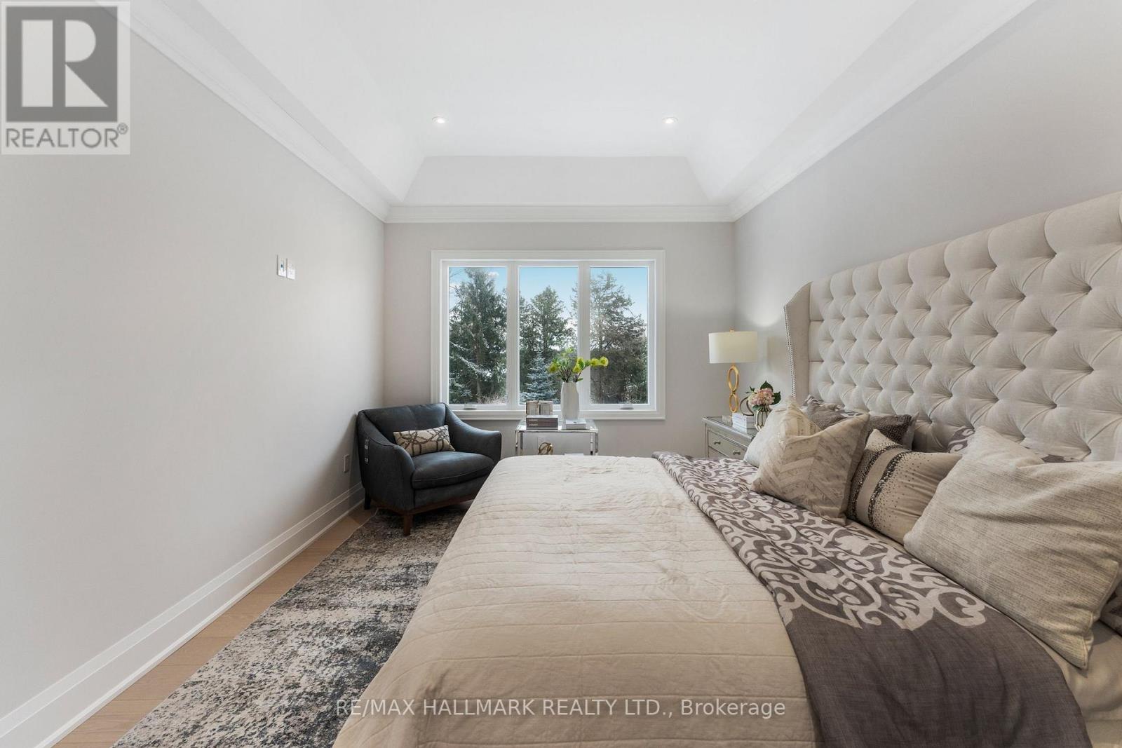 42 Agar Crescent, Toronto (islington-city Centre West), Ontario