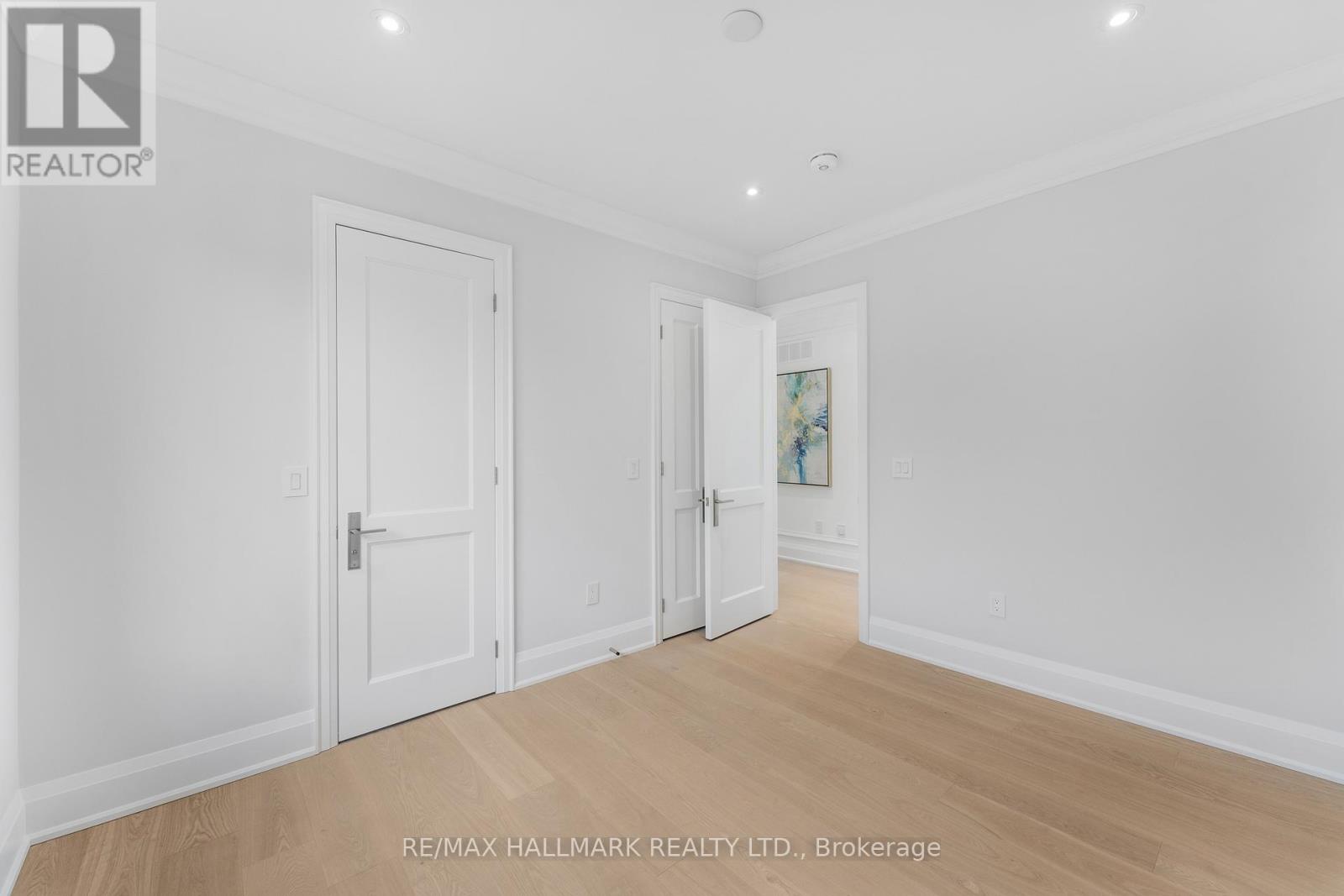 42 Agar Crescent, Toronto (islington-city Centre West), Ontario