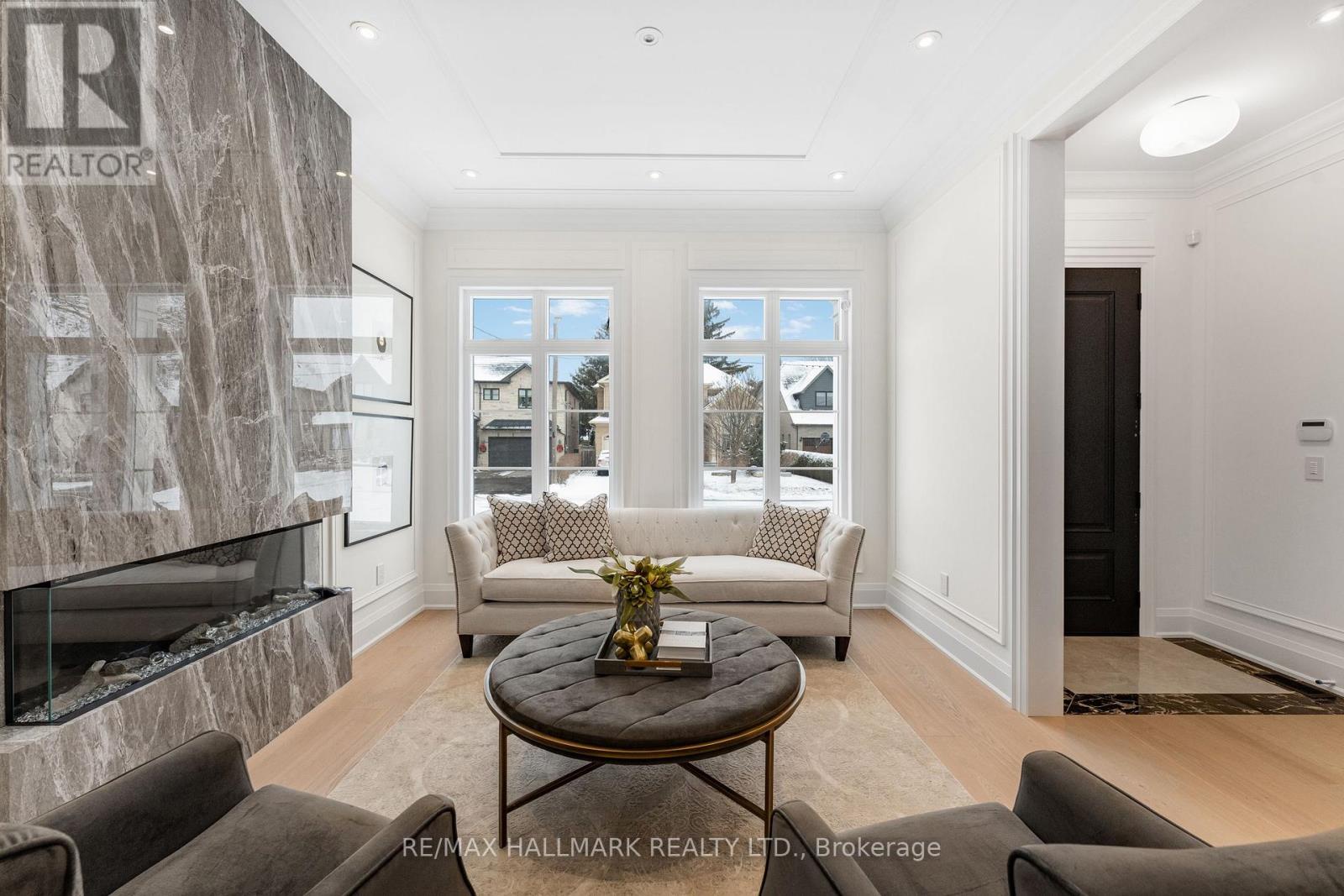 42 Agar Crescent, Toronto (islington-city Centre West), Ontario