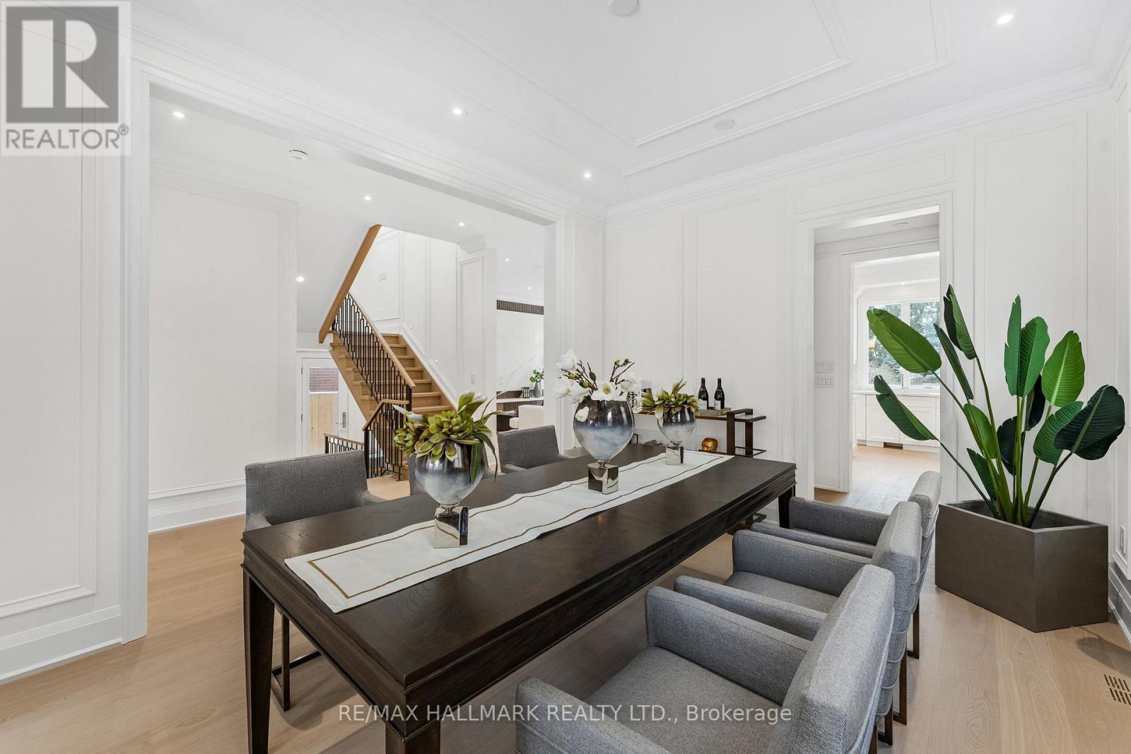 42 Agar Crescent, Toronto (islington-city Centre West), Ontario