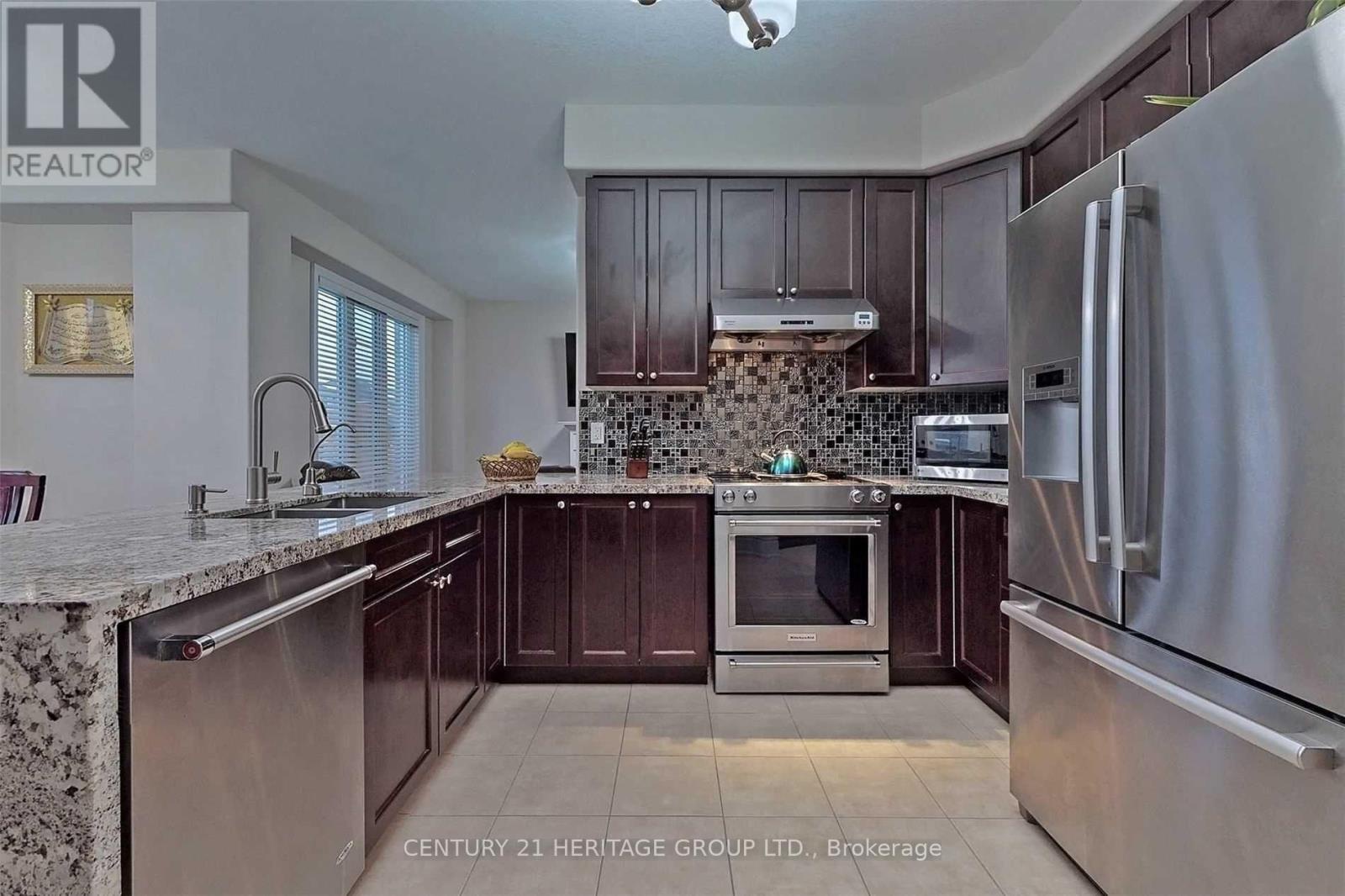 16 Tim Jacobs Drive, Georgina (keswick South), Ontario