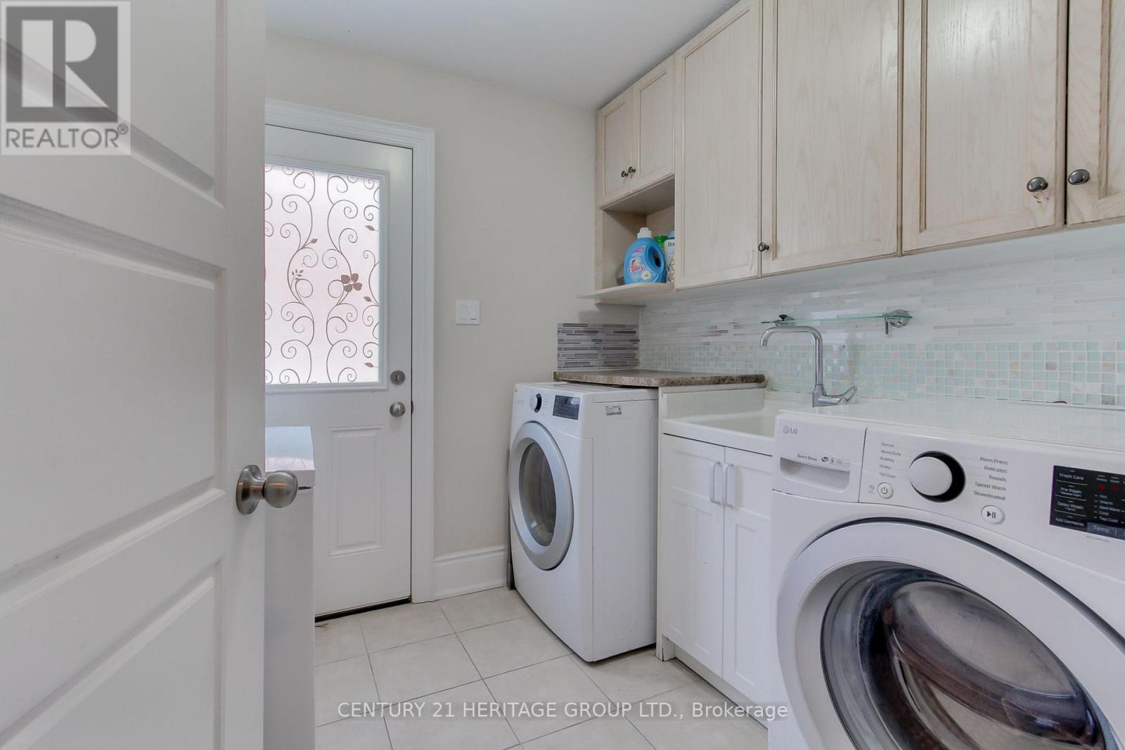 16 Tim Jacobs Drive, Georgina (keswick South), Ontario