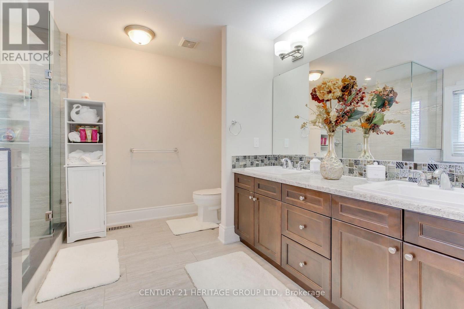 16 Tim Jacobs Drive, Georgina (keswick South), Ontario